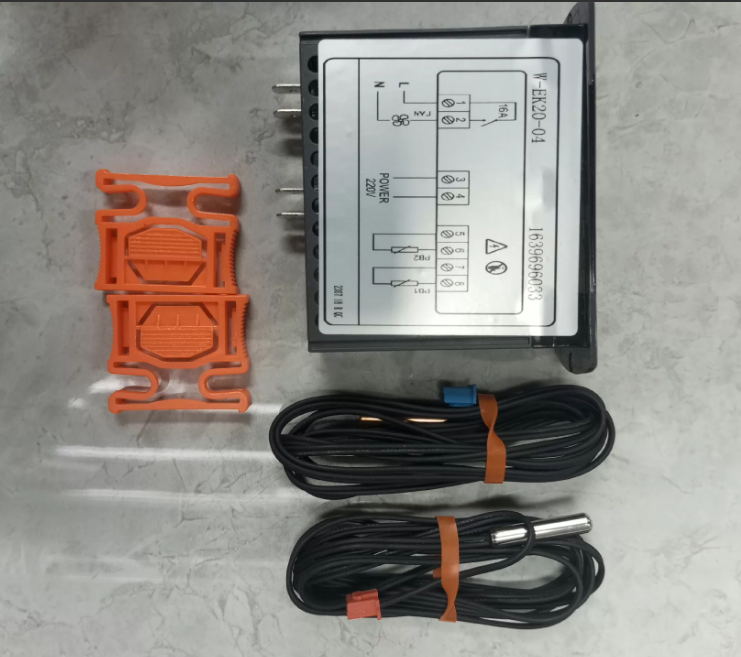 Atlas Copco P1639696033 Elitech Air Dryer Controller for Atlas Copco Refrigerated Compressed Air Dryer, detail view
