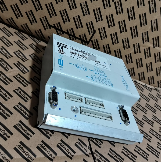 Atlas Copco P1900071162 Controller Module for Atlas Copco Elektronikon Compressor, detail view